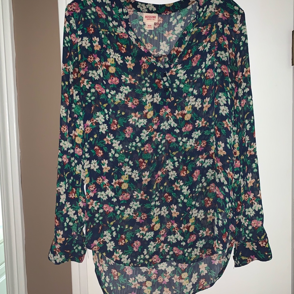 Floral long sleeve top green size medium